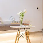 Apartment Little Yard & #4 Naxos City
