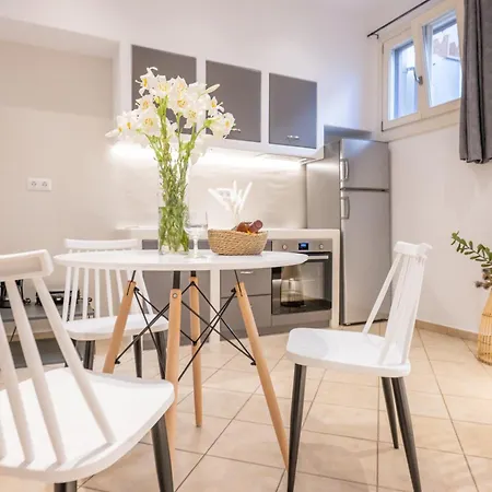 公寓 Little Yard & #4