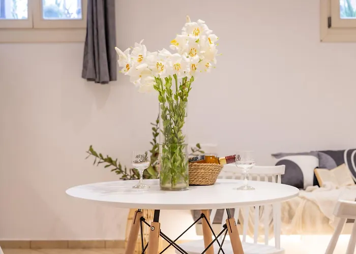 Apartman Little Yard & #4 *